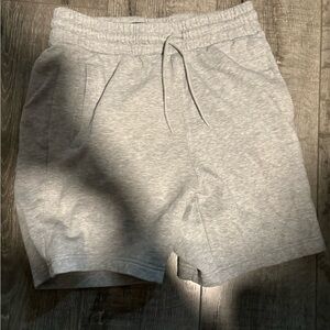 H&m casual gray shorts M